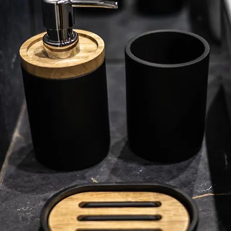 Exclusive Place * 奥斯威辛